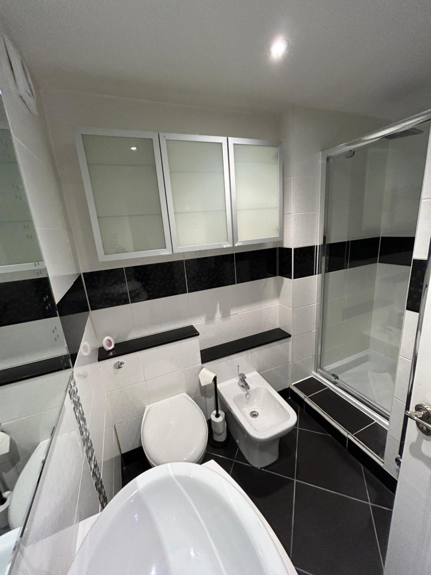Spacious 3 Bedroom Apartment Close To Marina, 2 Parking Spaces, Kingsize Or Single Beds サウサンプトン エクステリア 写真