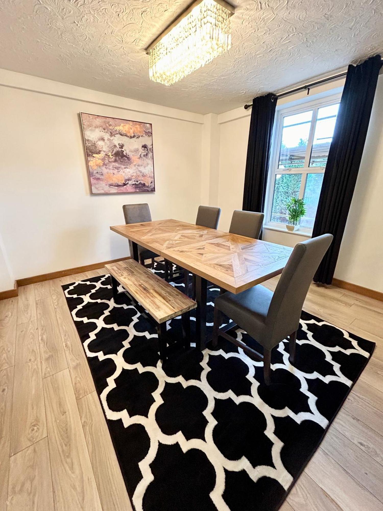 Spacious 3 Bedroom Apartment Close To Marina, 2 Parking Spaces, Kingsize Or Single Beds サウサンプトン エクステリア 写真